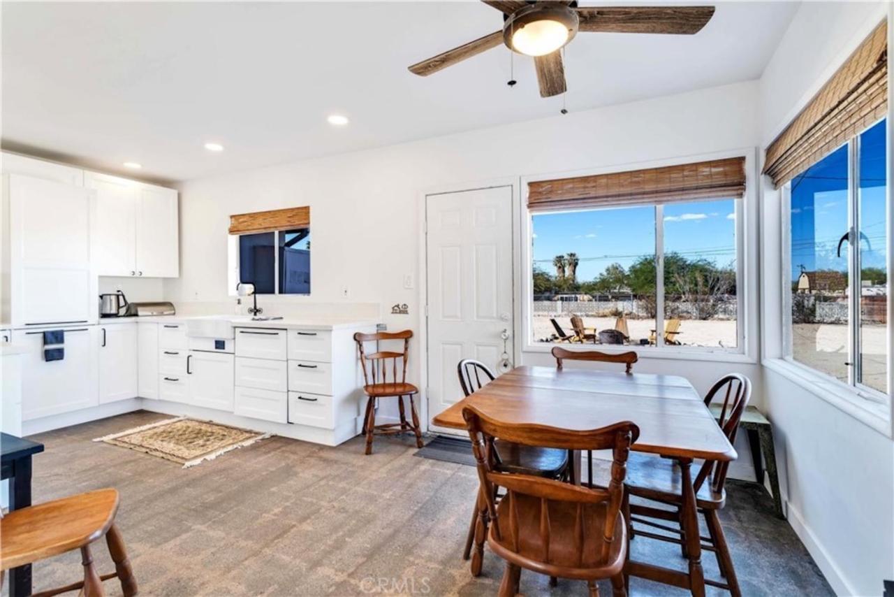 Cozy Fresh Desert Hideaway, 5 Mins To Joshua Tree Twentynine Palms Exterior photo